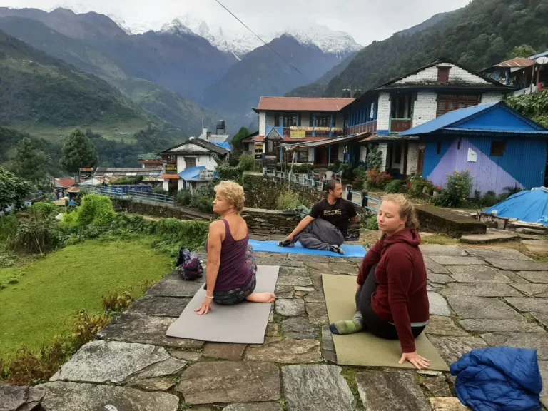 trek and heal yoga pose landruk (2)