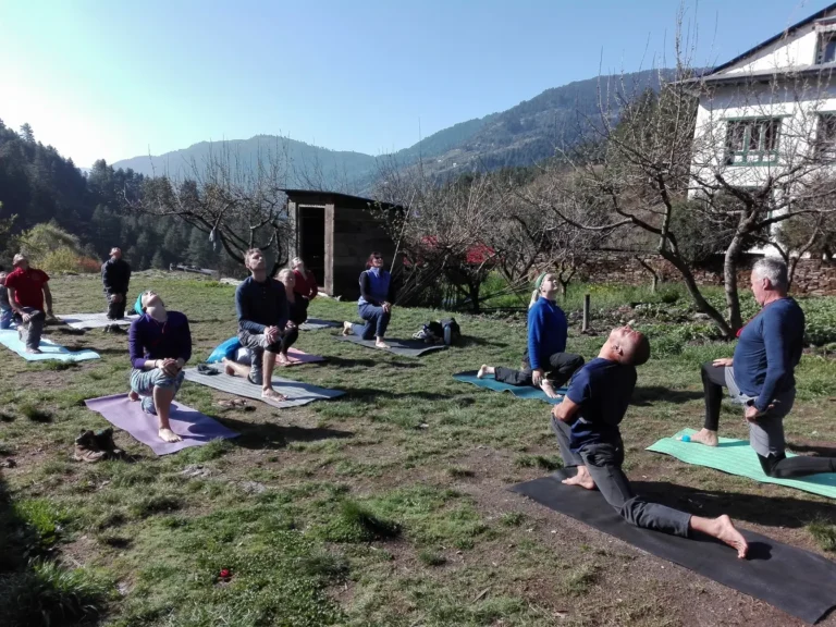 yoga junbesi trek and heal (10)